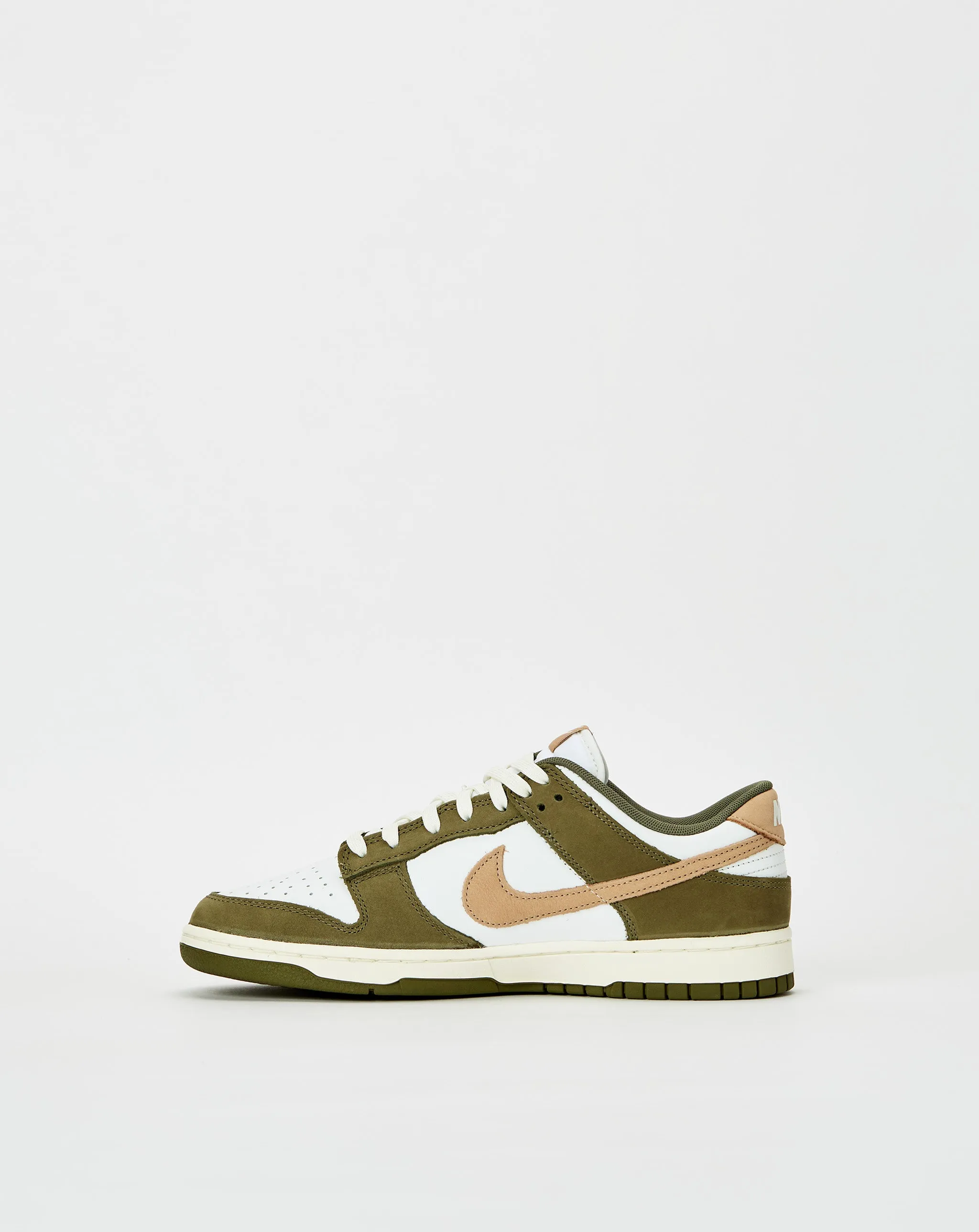 Dunk Low Retro Premium